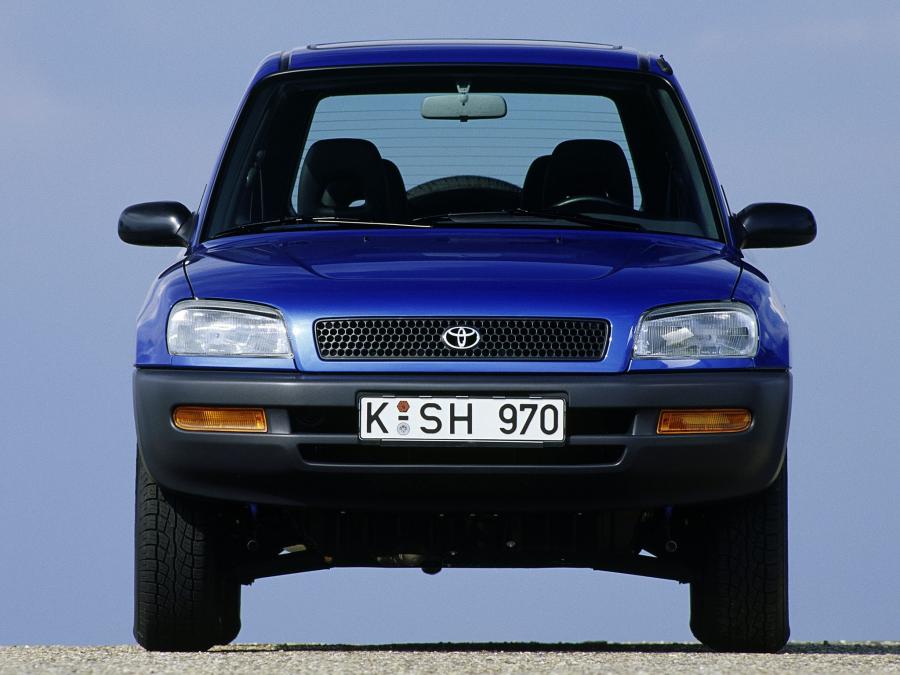  Toyota RAV4 5-Door 1994 года  (фото 4 из 9)